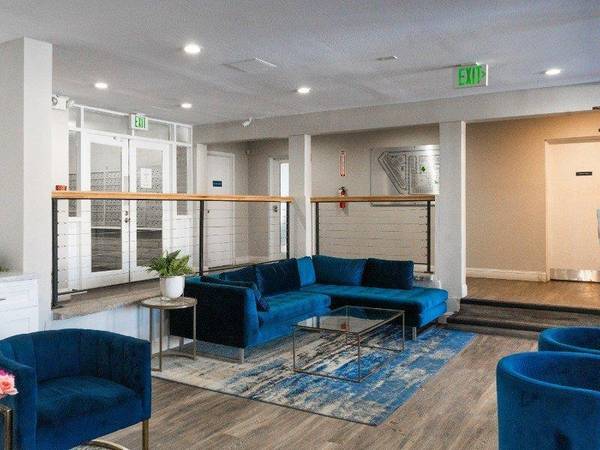 $999 / 1br - 810ft2 - Walk-In Closet, Newly Renovated Studio, 1 & 2-Bedroom Apartments (Denver)63849269743747121
