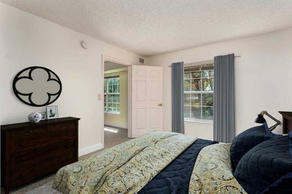 $1,350 / 2br - 978ft2 - Charming 2 bed / 2 bath with great character! 978 Sq Feet (Melbourne)63823721552259123