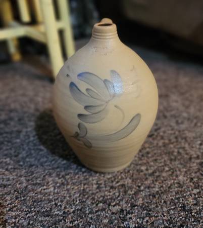 VINTAGE 1990 WISCONSIN POTTERY COLUMBUS, WI SALT GLAZE STONEWARE JUG 1