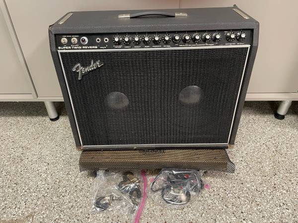 fender super twin reverb 1