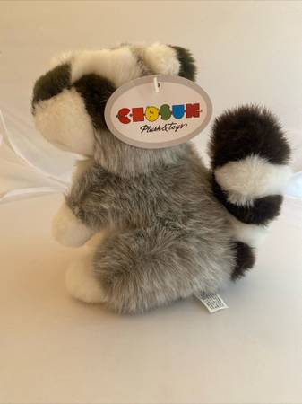 Stuffed animals many new with tags 1