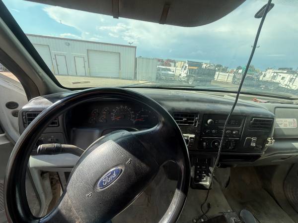 2007 Ford F650 - Photo 5