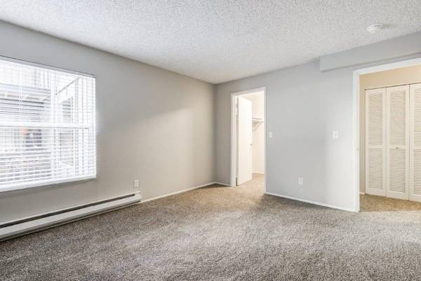 $1,725 / 1br - 781ft2 - Stunning 1 BR/1 BA with Stainless Steel Appliances, First Month Fr63874305833601121
