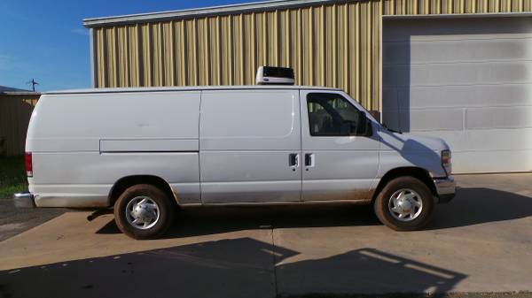 Ford E-250 Reefer Van 1