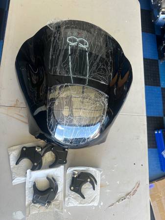 Harley Davidson, Dyna fairing. NEW 1