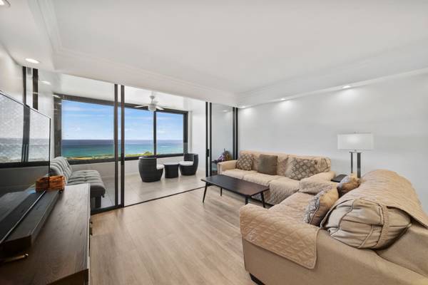 $3200.00 / 1br - Furnished large 1 bed/1 bath with Ocean view63939536648195122