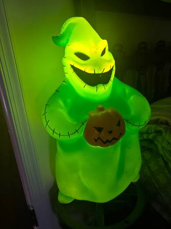 Halloween decorations 1
