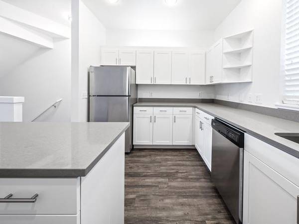 $3,527 / 2br - 1226ft2 - Package Locker, We Welcome Pets, Energy Efficient Lighting63773355328897120