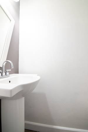 $2,495 / 2br - Hermoso adosado de dos habitaciones a pocas cuadras de The American At Brand (GlEnDaLE)63869889751811123