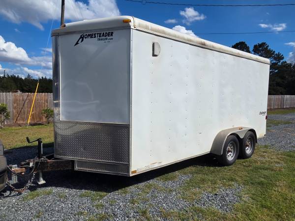 2015 Challenger by Homesteader 18' Enclosed Trailer 1