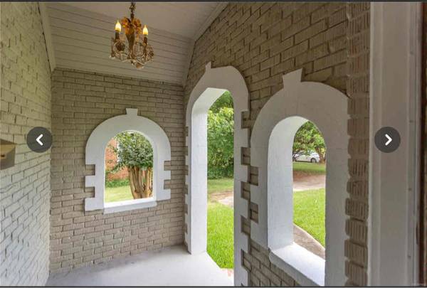 $2200.00 / 4br - 2500ft2 - Spacious and modernized home with great new updates.64032132967041122