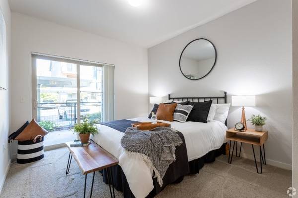 Gorgeous Lakefront Property Located In The Heart Of Fairview! 1