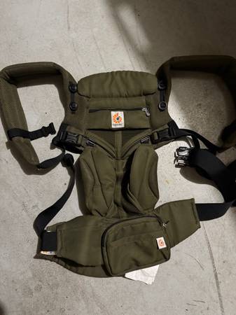 Baby carrier 1