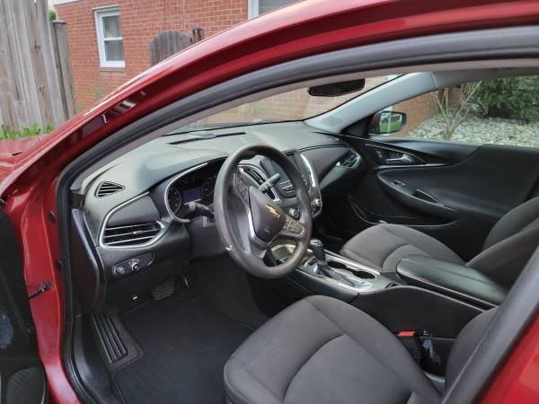 2018 chevrolet malibu 169k - $5,499 (Upper Marlboro md)63616510139011121