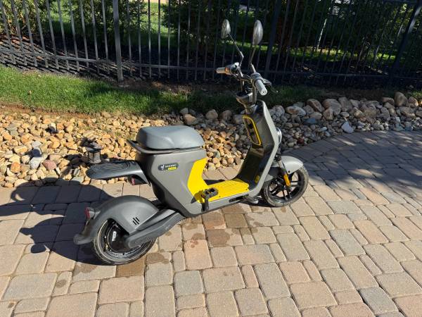 Segway eMoped electric bike / scooter 1