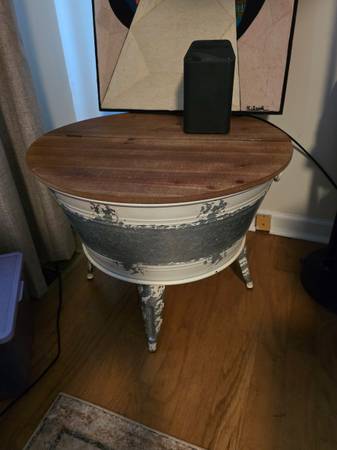 Coffee table/Side table with storage 1