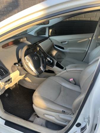HERMOSO TOYOTA PRIUS LIMPIO POR DENTRO Y POR FUERA, AÑO 2011 - $6.500 (SUNSET PARK)63470618941441122