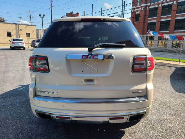 2015 Gmc Acadia Denali AWD GARANTÍA DISPONIBLE - $11,995 (Rauls Auto Sales)63613637241473123