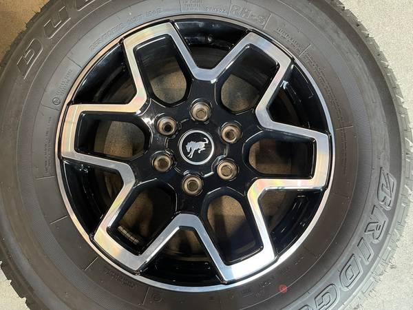 Brand new Ford Bronco 18" Outback wheels and tires 1