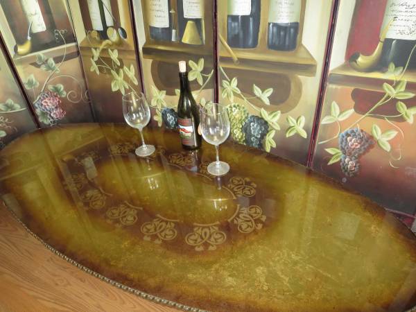 Hollywood Regency Living Room Tables 1
