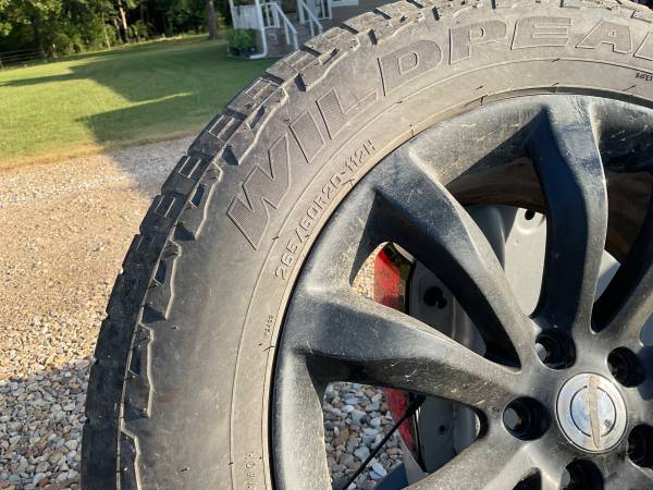 20 Inch wheels & tires - $500 (Paris)63443621274755121