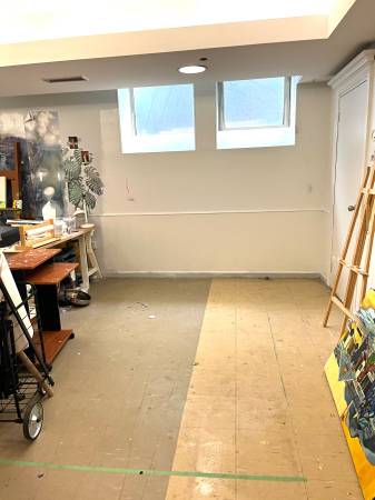 Artists' work studios available in Parkdale Artists' Collective 1