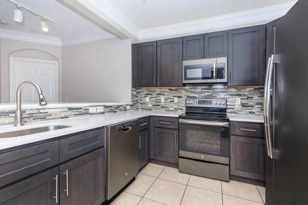 $2,113 / 1br - 1024ft2 - 1BD 1BA, Dishwasher Included, Kitchen Pantry (14720 4th St, Laurel, MD)63694818161411122