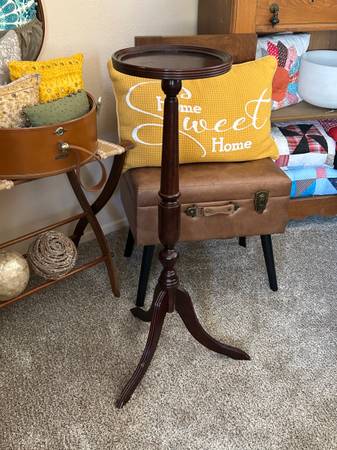 Plant Stand 1