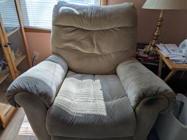 Rocker recliner 1