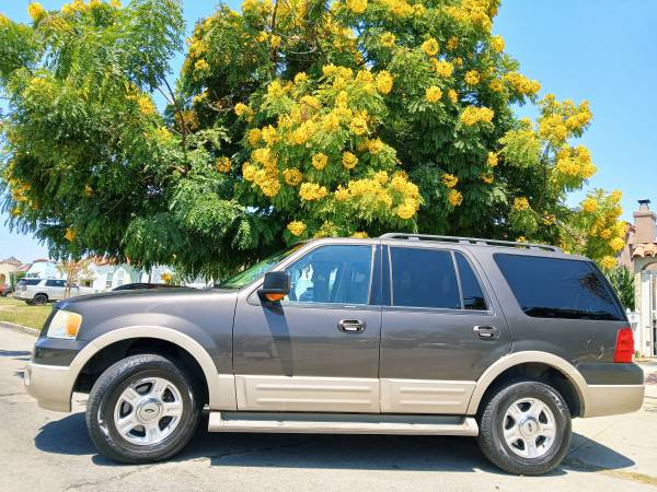 2005 FORD EXPEDITION, RUNS SMOOTH - $2,75063623927191939120