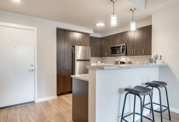 $1,621 / 1br - 714ft2 - Welcome to the Elwood in Happy Valley!64038878445057121