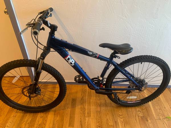 Diamondback Mountain Bike 1