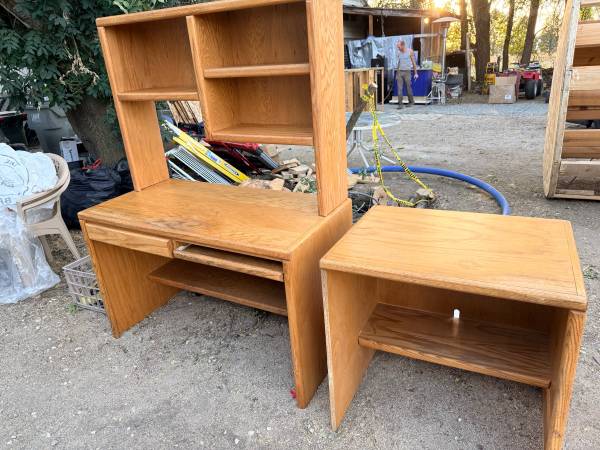 Desk - solid oak 1