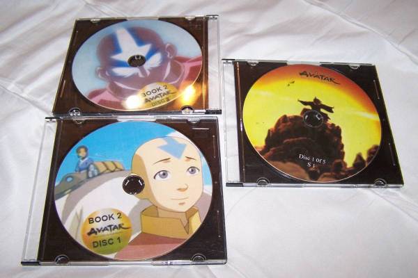 3 Avatar DVDs 1