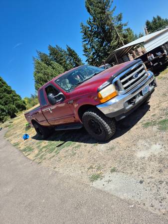 FORD F250 V10 4X4 - $12,000 (Albany/Jefferson)63470783453315121