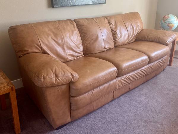 4-Piece Leather Sofa Set 1