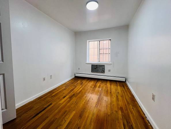 $1,800 / 2br - Beautiful 2BR Apartment in Bed-Stuy (Brooklyn)64033629463682124