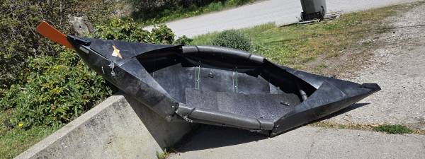 TUCKTEC KAYAK 1