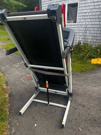 Treadmill 1