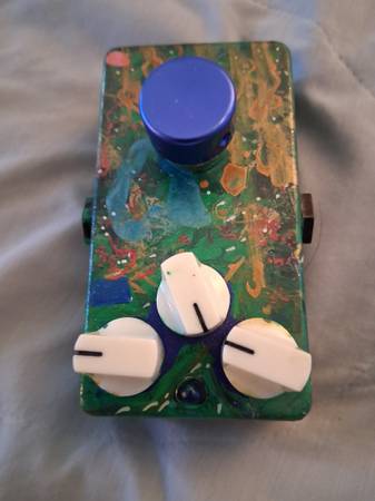 DIY hand painted guitar effect pedal 1