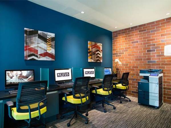 $2,083 / 2br - 1191ft2 - Package Receiving, Open Floor Plan, Short-term Lease, On-site Storage (1299 NE Orenco Station Pkwy. Hillsboro Oregon 97124)63672600973827121