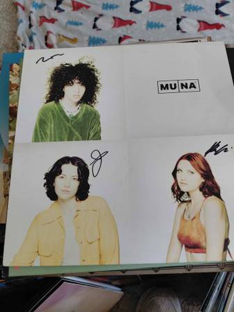Muna signed self titled 12" lp album 1