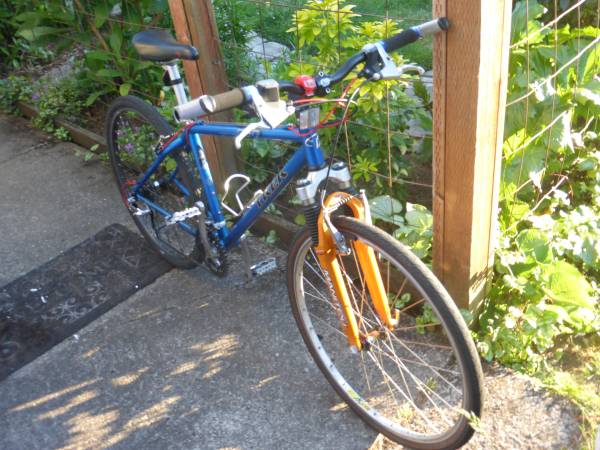 Medium Trek 930 1