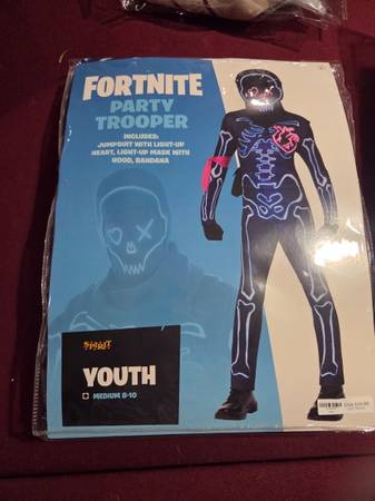 Halloween Costume - Fortnite 1