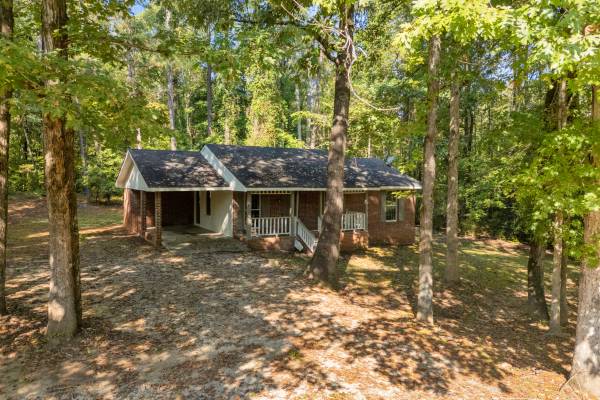 Four sided brick ranch 1
