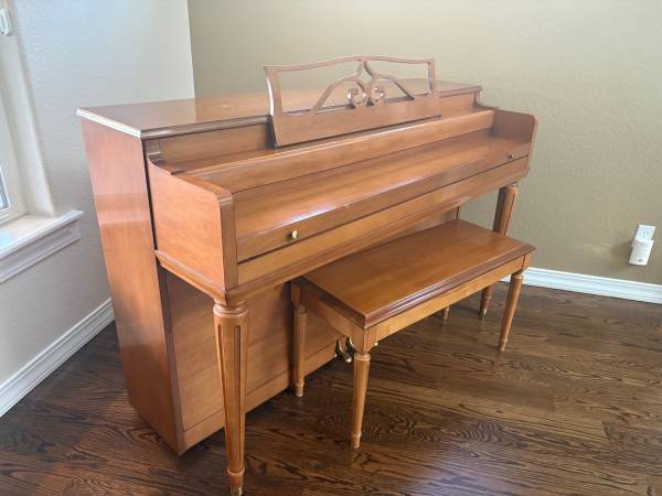 Piano 1