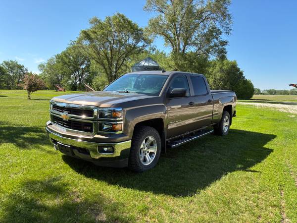 LOW MILED  2014 Chevrolet Silverado 1500 - $21,846 (ute ia)63437456245635121