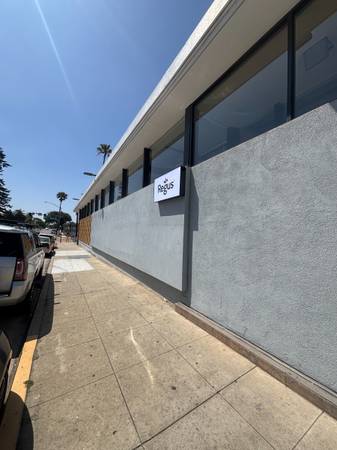 Part Time Space Options Available in Oceanside - Easy Freeway Access 1