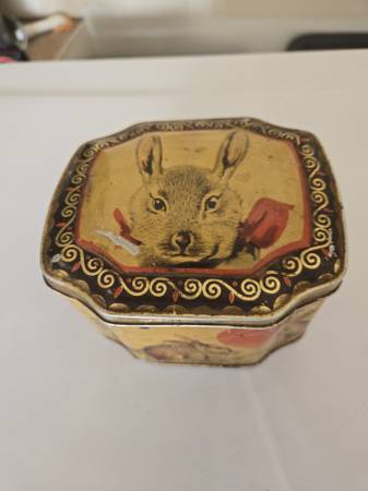 Vintage Tin Rabbit Tin Can 1