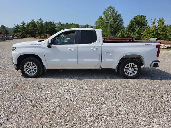 2019 Chevrolet Silverado Pickup Truck - Photo 3